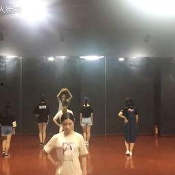 成人街舞薛家湾视频大全,成人舞者激情演绎舞蹈盛宴