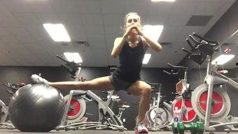 平衡球成人健身视频大全