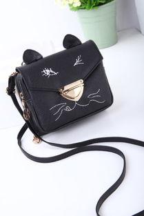 成人斜挎包帆布绣花视频,帆布斜挎包绣花教程视频解析