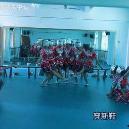 苗族成人班舞蹈视频,传承千年文化韵律