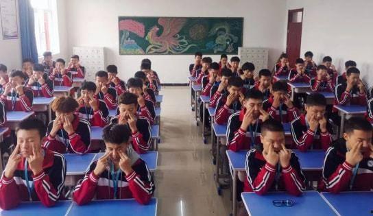 成人培训课间肩颈操视频,成人培训课间肩颈操视频精华